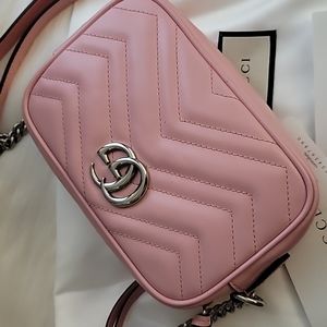 Brand new - Gucci Pink Silver Marmont Matelasse Bag
